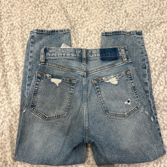 Abercrombie and Fitch Curve Love Ankle Straight Ultra High Rise Jean - Picture 11 of 11